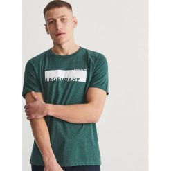 T-shirt z nadrukiem - Turkusowy. Niebieskie koszulki dziewczęce Reserved, l, bez wzorów, bez kołnierzyka. Za 39.99 zł.