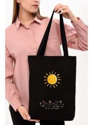 MORI Torebka w kolorze czarnym - 25 x 40 x 8 cm rozmiar: onesize. Czarne torebki klasyczne damskie MORI, bez wzorów, z bawełny, bez dodatków. Za 74.28 zł.