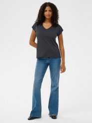 Kaffe Koszulka w kolorze czarnym rozmiar: S. Czarne bluzki damskie Kaffe, s, bez wzorów, bez kołnierzyka, bez ramiączek. Za 104.99 zł.