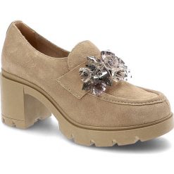 Beżowe Półbuty Lemar Eleganckie Skórzane Buty Z Ozdobami. Brązowe półbuty damskie Lemar, bez wzorów, ze skóry, eleganckie, bez obcasa. Za 299.00 zł.