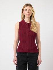 YAS Top w kolorze bordowym rozmiar: M. Czerwone topy damskie YAS, m, bez wzorów, z wiskozy, bez kołnierzyka. Za 109.95 zł.