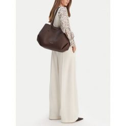 Torebka GINO ROSSI. Brązowe torebki klasyczne damskie Gino Rossi, bez wzorów, bez dodatków. Za 299.99 zł.