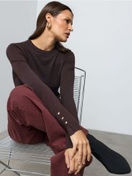 Dopasowany sweter z wiskozą - dark grey jeans. Szare swetry klasyczne damskie Sinsay, l, z jeansu, bez kołnierzyka. Za 35.99 zł.