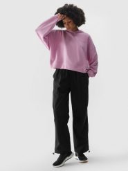 4F Spodnie casual baggy parachute damskie - czarne S. Czarne spodnie materiałowe damskie 4f, bez wzorów, z bawełny, casualowe. W wyprzedaży za 79.99 zł.