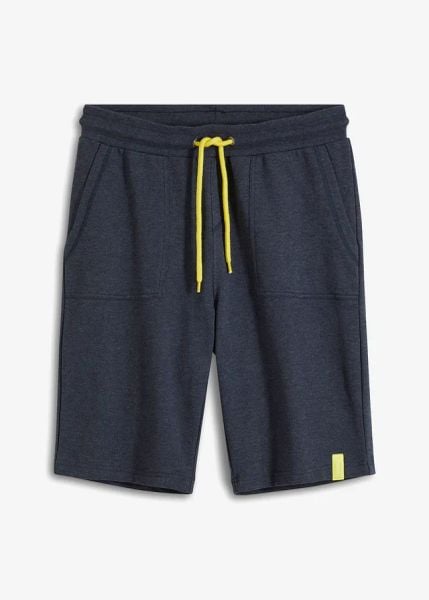 Bermudy dresowe, regular fit. Niebieskie szorty męskie bonprix, bez wzorów, z dresówki. Za 79.99 zł.