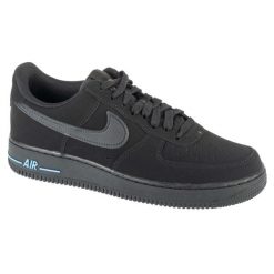 Buty sportowe Sneakersy męskie, Air Force 1 '07. Czarne buty sportowe na co dzień męskie Nike, ze skóry, bez zapięcia, trekkingowe, nike air force. Za 529.99 zł.