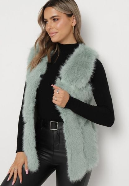 Miętowa Kamizelka Futrzana z Wstawkami z Ekoskóry Batliewa. Zielone kamizelki damskie Born2be, l, z futra. Za 109.99 zł.
