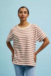 Bluza w paski brązowa. Brązowe bluzy bez kaptura damskie MOODO, l. W wyprzedaży za 39.99 zł.