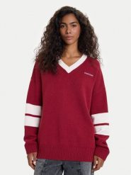 Guess Jeans Sweter 178814 Czerwony Classic Fit. Czerwone swetry klasyczne damskie Guess Jeans, xxl, z bawełny, bez kołnierzyka. Za 349.99 zł.