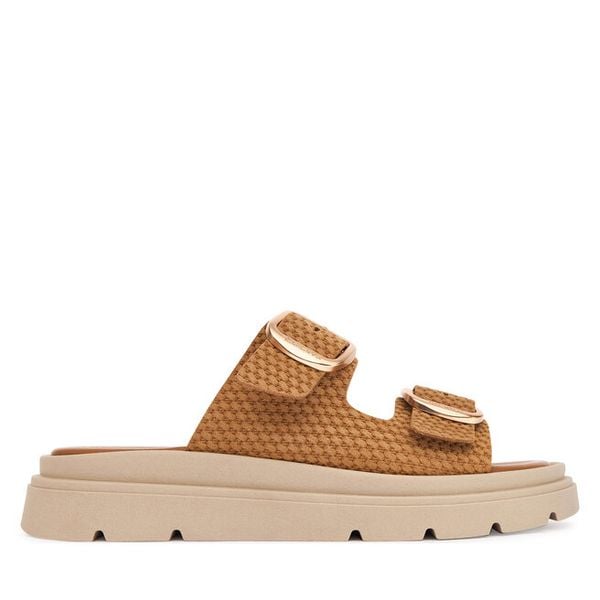 Klapki Tamaris. Brązowe klapki damskie Tamaris, bez wzorów, bez obcasa. Za 399.99 zł.