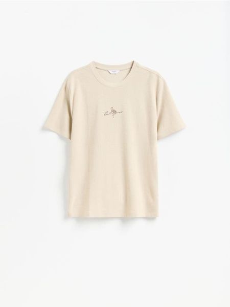 T-shirt relaxed z nadrukiem - beżowy. Brązowe t-shirty męskie Reserved, l, bez wzorów, z bawełny, bez kołnierzyka. Za 69.99 zł.