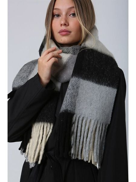 Lucky Bees Szal w kolorze czarno-szarym - 200 x 45 cm rozmiar: onesize. Czarne szaliki i kominy damskie Lucky Bees, bez wzorów, z materiału. Za 52.99 zł.