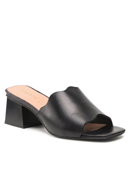 Lasocki Klapki U704 Czarny. Czarne klapki damskie Lasocki, bez wzorów, ze skóry, bez obcasa. Za 229.99 zł.