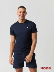 Bjorn_borg ACE LIGHT T-SHIRT z recyklingowanego poliestru. Niebieskie t-shirty męskie Björn Borg, m, bez wzorów, bez kołnierzyka. Za 194.00 zł.