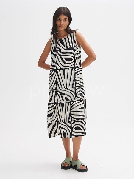 OPUS Sukienka w kolorze czarno-białym rozmiar: 36. Białe sukienki damskie Opus, bez wzorów, z wiskozy, bez kołnierzyka, bez ramiączek, midi. Za 117.73 zł.