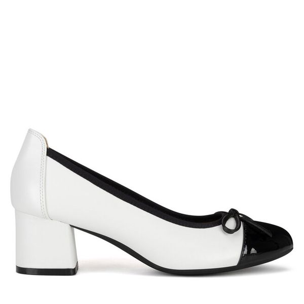 Czółenka Lasocki. Białe czółenka damskie Lasocki, bez wzorów, bez obcasa. Za 219.99 zł.