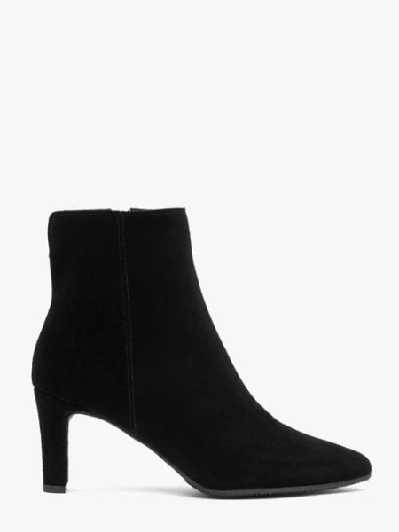 Czarne botki welurowe na szpilce. Czarne botki damskie Ryłko, ze skóry, eleganckie, bez obcasa, na obcasie, bez zapięcia. Za 499.99 zł.