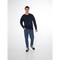 Bluza męska Protest NXGBAYRN sweatshirt. Niebieskie bluzy bez kaptura męskie Protest, m. W wyprzedaży za 135.00 zł.