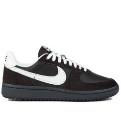 Buty męskie sportowe do chodzenia Nike FIELD GENERAL. Brązowe buty sportowe na co dzień męskie Nike, bez zapięcia, trekkingowe. W wyprzedaży za 349.00 zł.