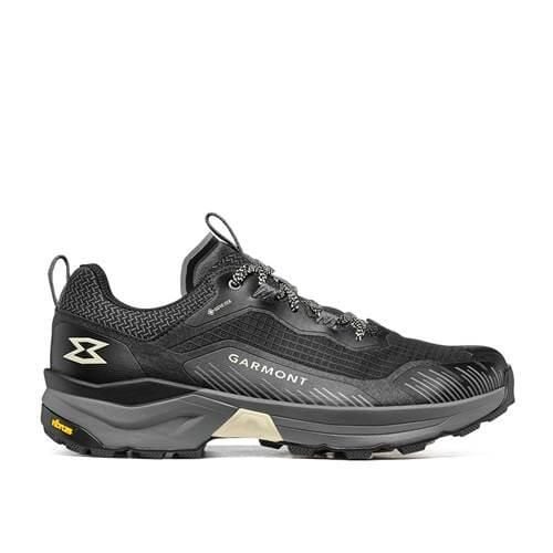 Buty do chodzenia męskie Garmont 9.81 Engage Gtx. Czarne buty trekkingowe męskie Garmont, z materiału, bez zapięcia, trekkingowe. Za 742.00 zł.