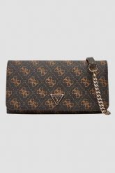 GUESS Brązowy damski portfel na łańcuszku Mini. Brązowe portfele damskie Guess, z aplikacjami, ze skóry ekologicznej. W wyprzedaży za 368.99 zł.