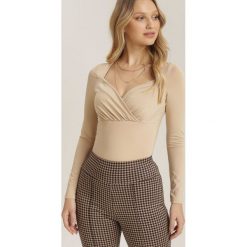 Beżowa Bluzka Iphicraethon. Brązowe bluzki damskie Renee, m, bez wzorów, z dzianiny, bez kołnierzyka, bez ramiączek. Za 79.99 zł.