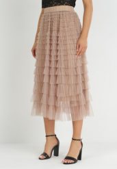 Beżowa Spódnica z Gumką w Pasie i Zdobieniami Tiulowymi Elesia. Brązowe spódniczki damskie Born2be, m, z aplikacjami, z tiulu, eleganckie, midi. Za 169.99 zł.