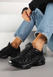 Czarne Buty Sportowe Sneakersy z Geometrycznym Tłoczeniem Vulinea. Czarne buty sportowe na co dzień damskie Renee, z aplikacjami, z jeansu, trekkingowe. Za 129.99 zł.