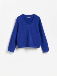 Sweter z raglanowym rękawem - niebieski. Niebieskie swetry klasyczne damskie Reserved, l, z dzianiny, bez kołnierzyka. Za 119.99 zł.