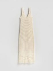 Dzianinowa sukienka maxi - złamana biel. Sukienki damskie Reserved, l, bez wzorów, z bawełny, bez kołnierzyka, bez ramiączek, maxi, dopasowane. Za 179.99 zł.