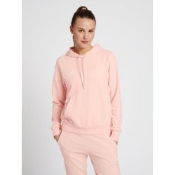 Damska bluza z kapturem Hummel Noni 2.0. Białe bluzy z kapturem damskie HUMMEL, xs, z bawełny. W wyprzedaży za 159.00 zł.