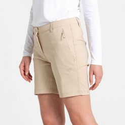Spodenki NosiDefence Kiwi Pro Stretch III dla kobiet. Zielone szorty damskie CRAGHOPPERS, bez wzorów, z elastanu, eleganckie. Za 256.45 zł.