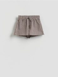 Szorty w kratę - ciemnobrązowy. Brązowe szorty damskie Reserved, bez wzorów, z bawełny. Za 79.99 zł.