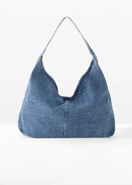 Torba shopper z denimu. Niebieskie shopper bag damskie bonprix, bez wzorów, z denimu, bez dodatków. Za 92.99 zł.