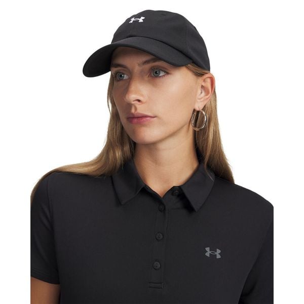 Czapka damska Under Armour BLITZING LOW ADJ. Czarne czapki zimowe damskie Under Armour. Za 69.99 zł.