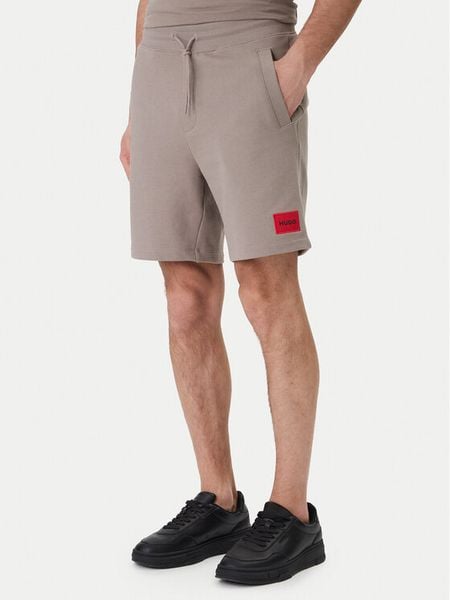 HUGO Szorty sportowe Diz222 50466196 Beżowy Regular Fit. Brązowe szorty męskie Hugo, bez wzorów, z bawełny, sportowe. Za 264.99 zł.