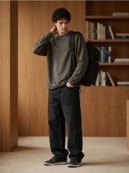 Bawełniana koszulka comfort fit z długim rękawem i stoperem - khaki. Brązowe koszulki męskie z długim rękawem Sinsay, l, z bawełny. Za 39.99 zł.