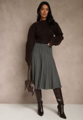 Ciemnoszara Dzianinowa Spódnica Plisowana o Rozkloszowanym Kroju Tuswia. Szare spódniczki damskie Renee, l, z aplikacjami, z dzianiny, klasyczne, z podwyższonym stanem, midi, proste. Za 69.99 zł.