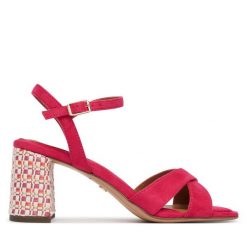 Sandały Tamaris. Czerwone sandały damskie Tamaris, bez wzorów, bez obcasa, na słupku. Za 299.99 zł.