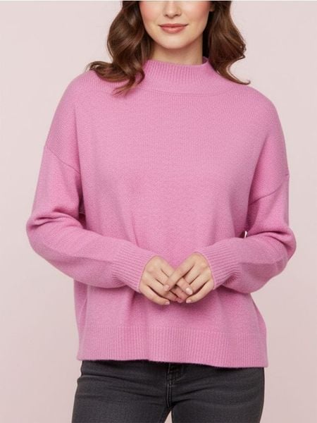 Sweter z półgolfem i długim rękawem z domieszką wełny - różowy. Czerwone swetry klasyczne damskie Sinsay, l, z wełny, bez kołnierzyka. Za 49.99 zł.