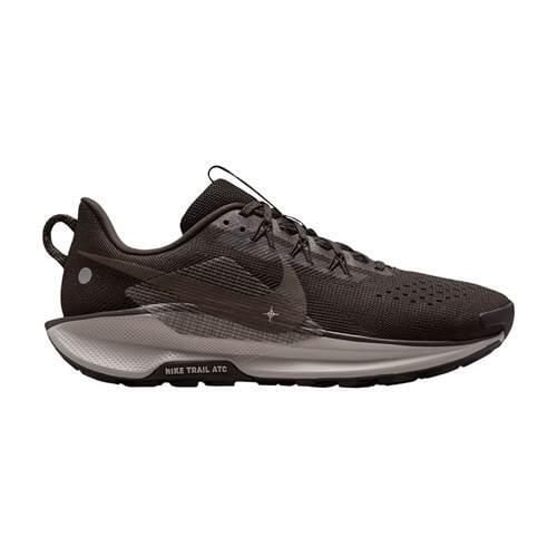 Buty do biegania męskie Nike Reactx Pegasus Trail 5. Brązowe obuwie do biegania damskie Nike. Za 672.00 zł.