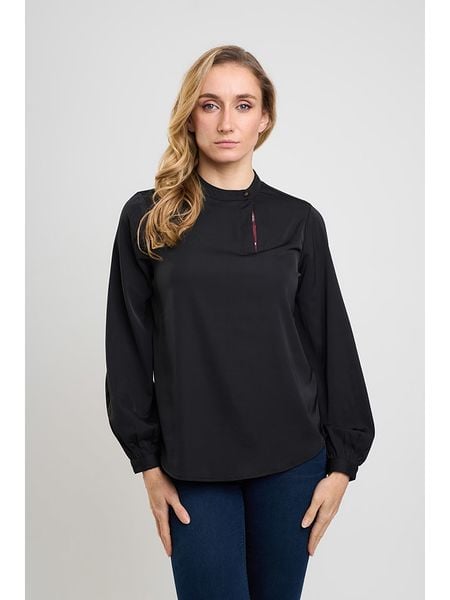 Marks & Spencer Bluzka w kolorze czarnym rozmiar: 40. Czarne bluzki damskie Marks & Spencer, bez wzorów, bez kołnierzyka, bez ramiączek. Za 66.93 zł.