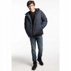 KURTKA ZIMOWA MĘSKA Jack Wolfskin EISBACH JKT Z KAPTUREM NIEBIESKA. Niebieskie kurtki męskie Jack Wolfskin, na zimę, l, bez wzorów, z kapturem. Za 1,029.01 zł.