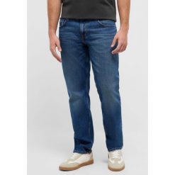 Męskie Spodnie Jeansowe Mustang Style Denver Straight Denim Blue 1017445 5000 682. Niebieskie spodnie materiałowe męskie Mustang, bez wzorów, z denimu. Za 179.99 zł.