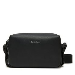Saszetka Calvin Klein. Czarne saszetki męskie CALVIN KLEIN. Za 199.99 zł.