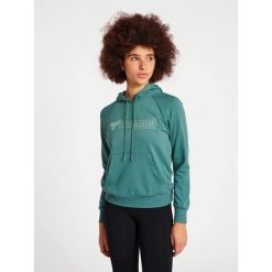 Damska bluza z kapturem Hummel Noni 2.0. Niebieskie bluzy z kapturem damskie HUMMEL, s, z bawełny. Za 200.50 zł.