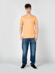 Guess T-Shirt "Embro" | M3GI30K8FQ4 | Mężczyzna | Pomarańczowy. Brązowe t-shirty męskie Guess, m, z aplikacjami, z bawełny, bez kołnierzyka. W wyprzedaży za 99.00 zł.