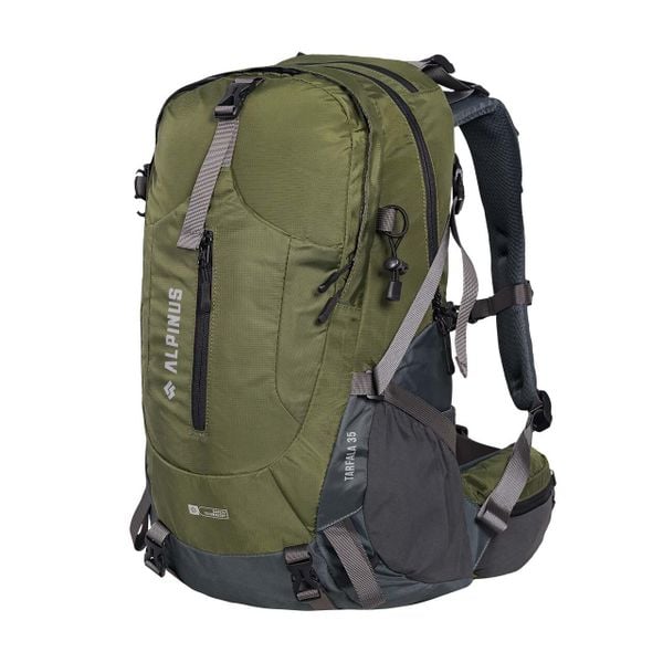 Plecak turystyczny Alpinus Tarfala 35. Zielone plecaki damskie Alpinus, bez wzorów. Za 239.99 zł.