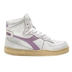 Buty do chodzenia damskie Diadora Mi Basket Used Vintage. Białe buty sportowe na co dzień damskie Diadora, bez wzorów, ze skóry, trekkingowe. Za 397.00 zł.