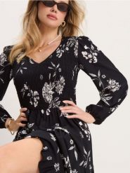 Wiskozowa sukienka midi z efektem stopniowania w kwiaty - wielobarwny. Sukienki damskie Sinsay, l, bez wzorów, z wiskozy, bez kołnierzyka, bez ramiączek, midi. Za 59.99 zł.